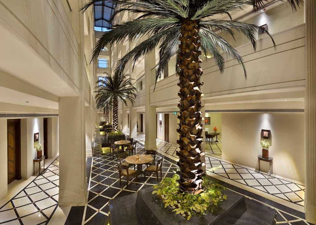 The Lalit Great Eastern Kolkata Hotel Interior photo The lobby of the Taj Mahal Palace