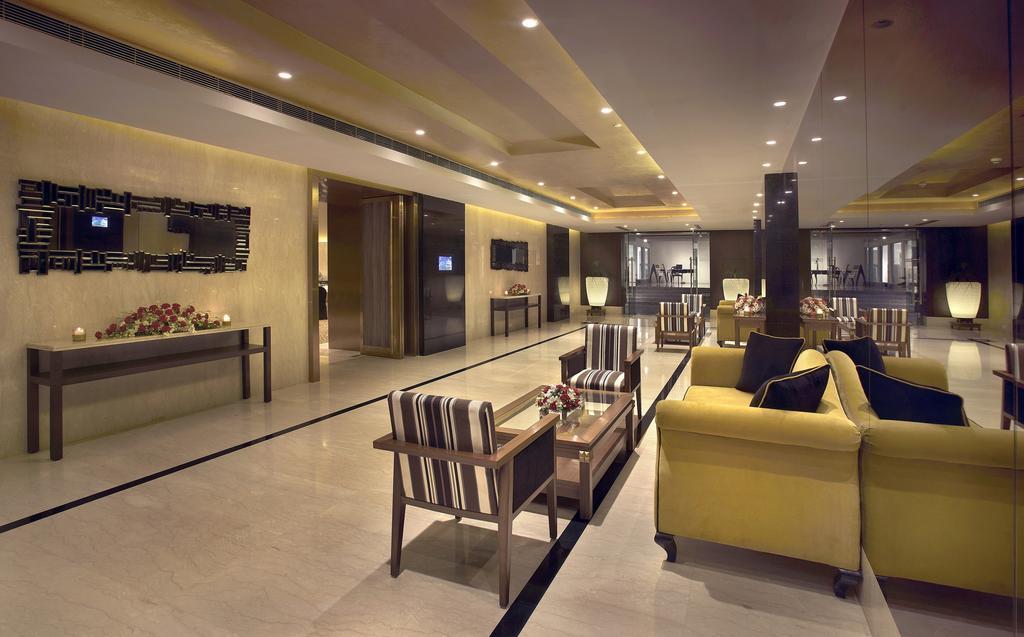 The Lalit Great Eastern Kolkata Hotel Exterior photo The Park, New Delhi